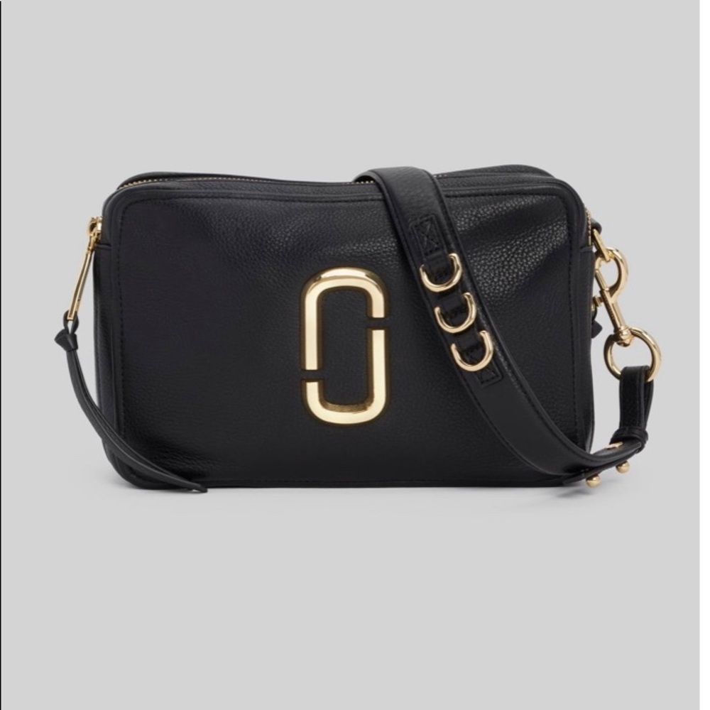 Marc Jacobs
SOFTSHOT 27